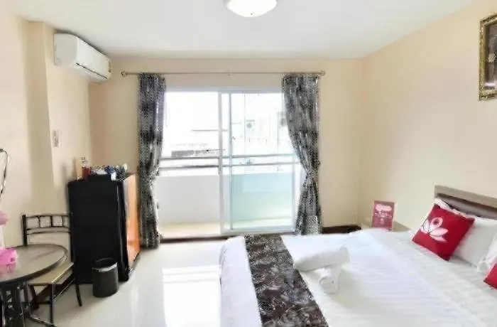 Отель Buddy Place